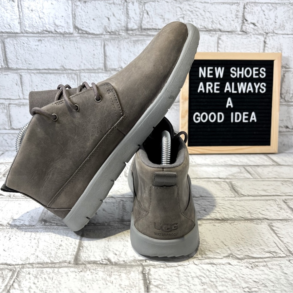 UGG🆒 Chukka boots US men’s 6/ women’s 8